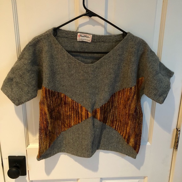 Handmade Tops - NWOT handwoven gray with gold/burnished gold-boysenberry hues wool v-neck top!